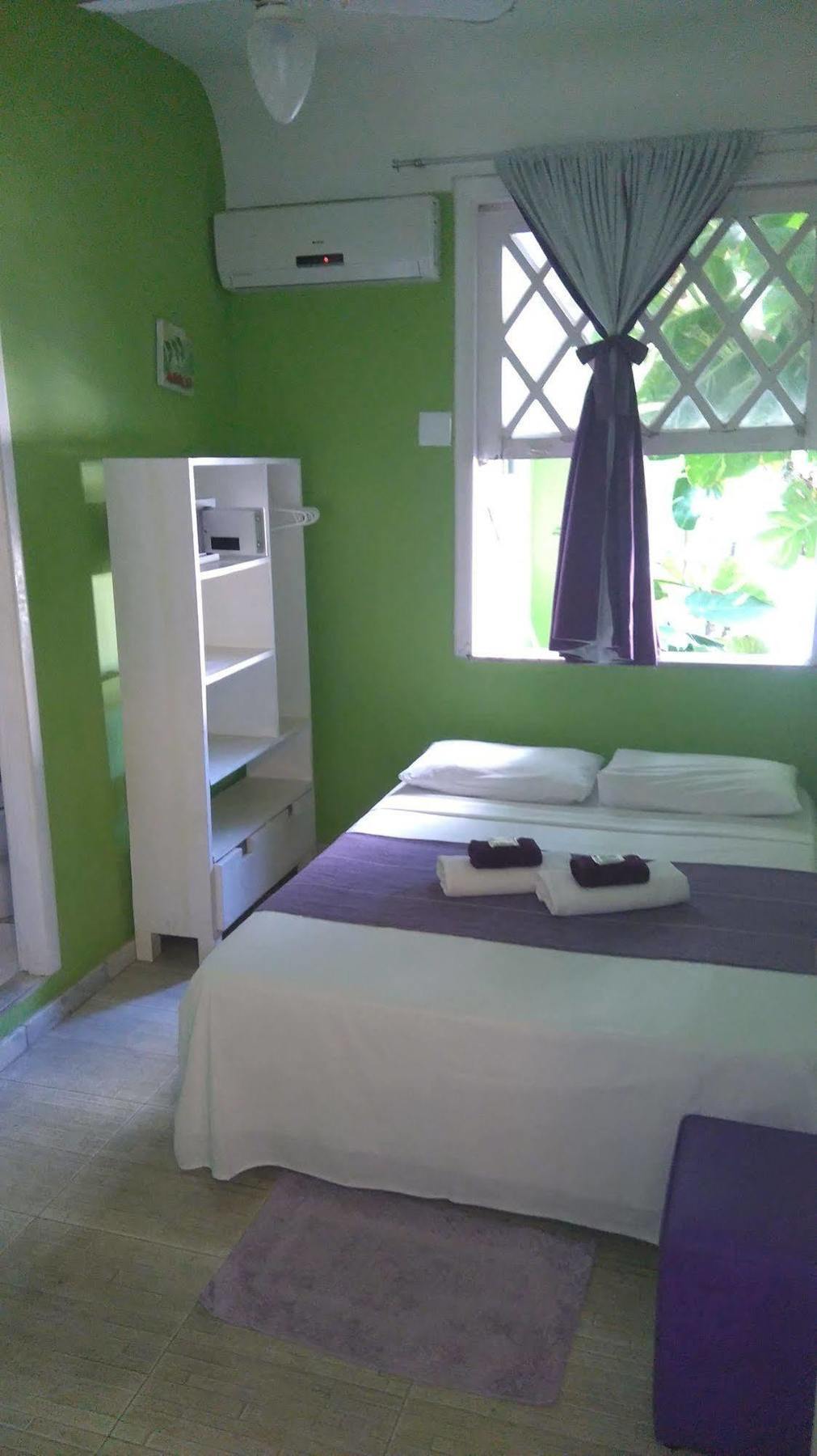 Hotel Pousada Papaya Verde Salvador Bagian luar foto