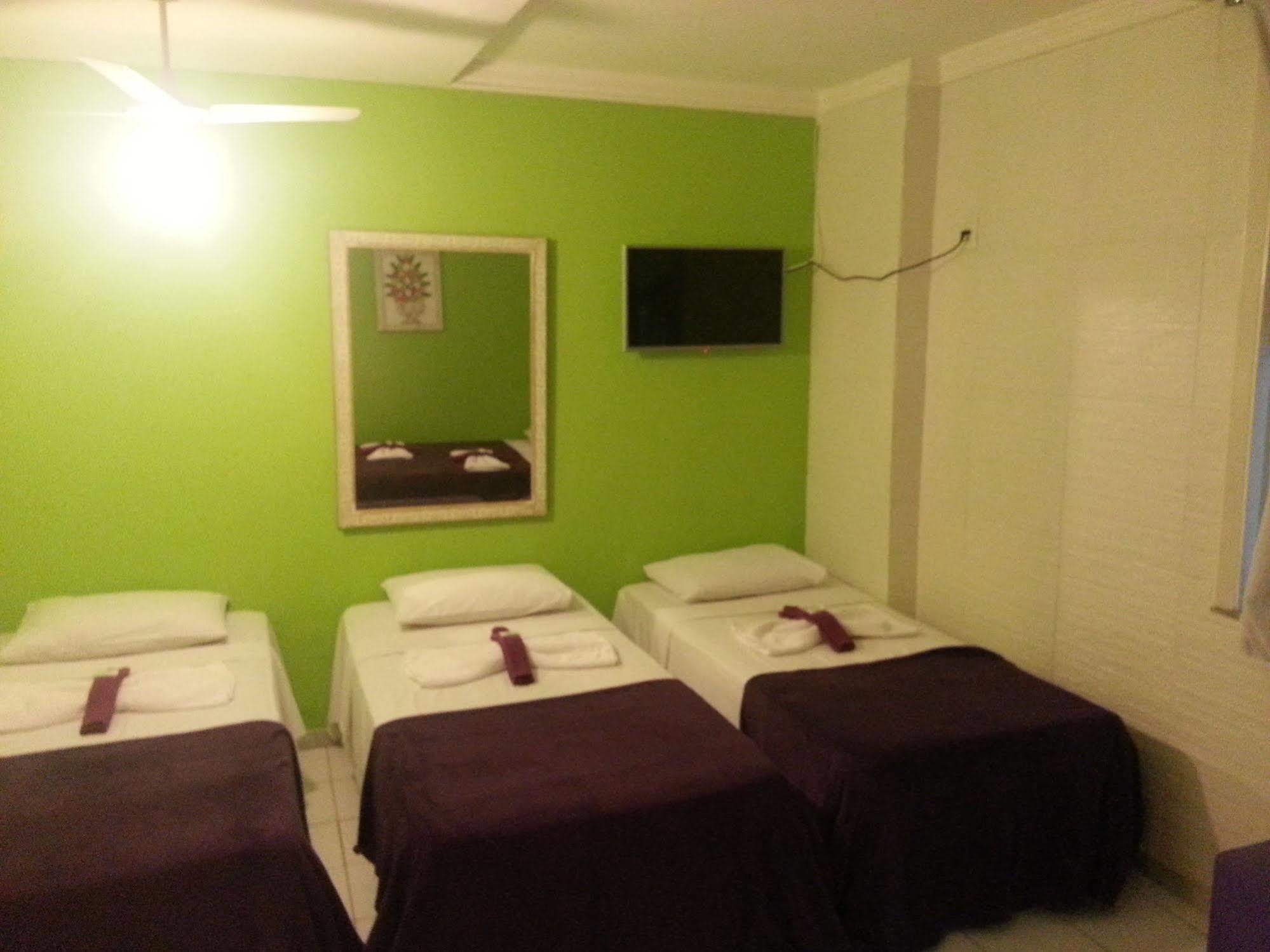 Hotel Pousada Papaya Verde Salvador Bagian luar foto